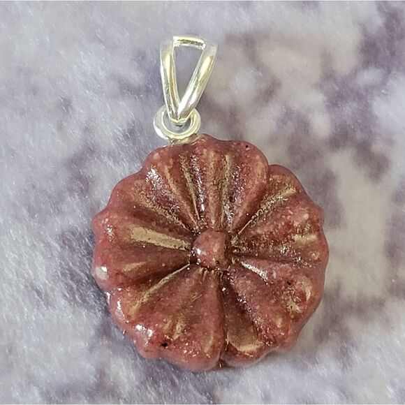 Thulite Carved Floral Pendant - Picture 3 of 9